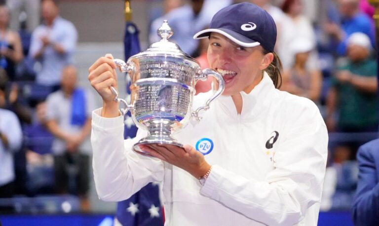 World No. 1 Swiatek downs Jabeur to clinch US Open crown