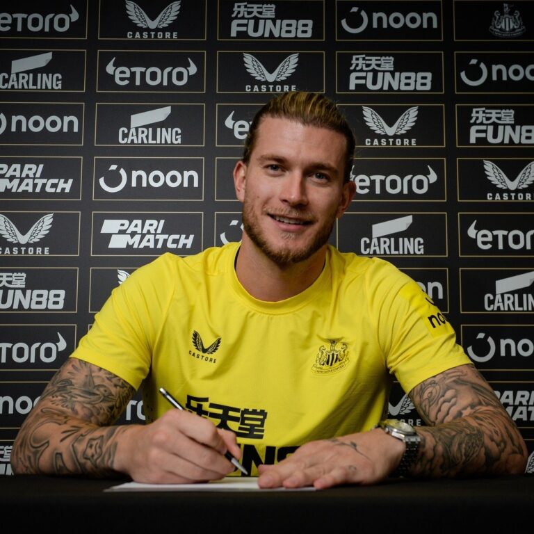 Newcastle sign former Liverpool goalkeeper Karius