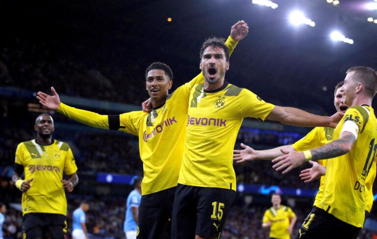 Dortmund look to rebound from City disappointment with ‘insanely important’ Schalke clash