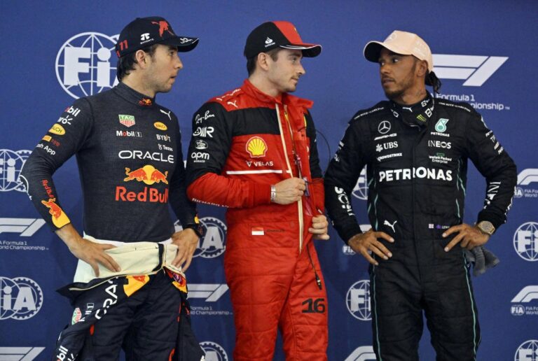 Leclerc takes Singapore GP pole as Verstappen aborts lap