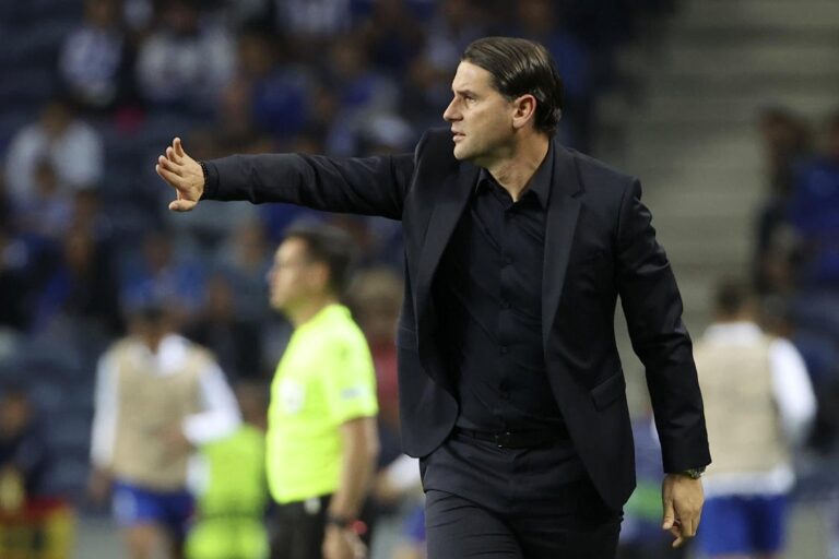 Leverkusen fires coach Gerardo Seoane, appoints Xabi Alonso