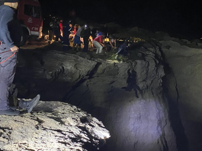 At 16 least dead as 2 migrant boats sink in Greek waters