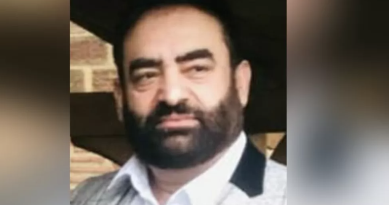 Three men face murder charge after stabbing near UK mosque