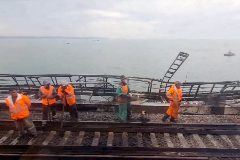 Russia detains 8 suspects over Crimea bridge blasts