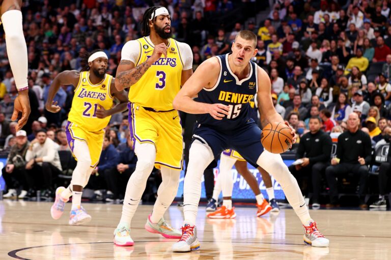 Lakers woes continue, Giannis powers Bucks over Nets