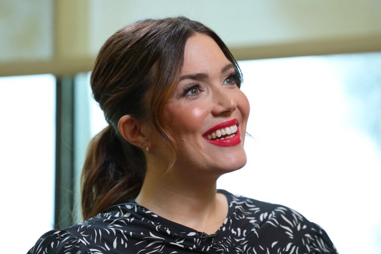 Actress Mandy Moore to star in new series co-created by Ramy Youssef