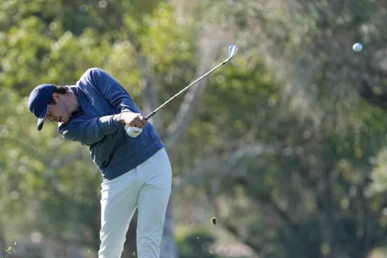 Rookie Thompson soars to American Express lead with two eagles