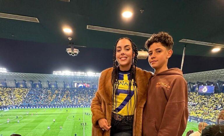Georgina Rodriguez turns heads at Ronaldo’s debut game in Saudi Arabia