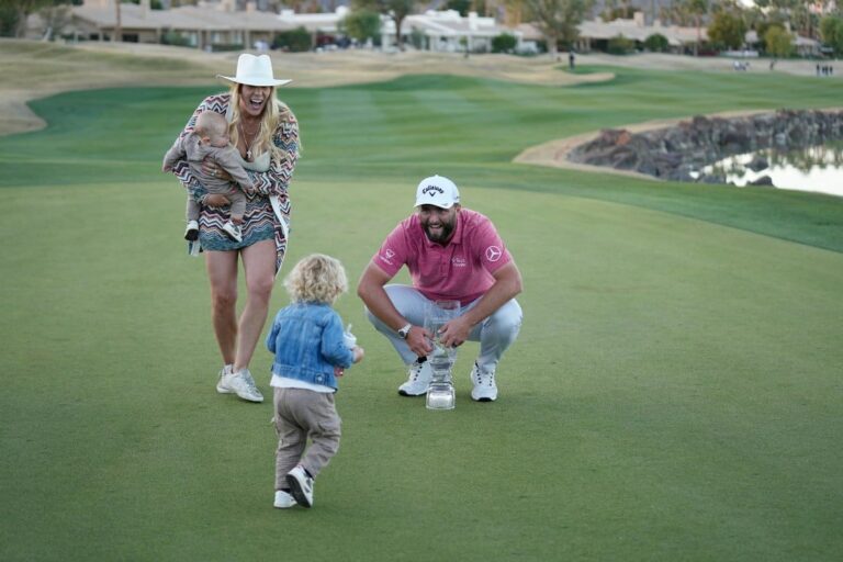 Rahm outlasts rookie Thompson to win AmEx by 1 stroke
