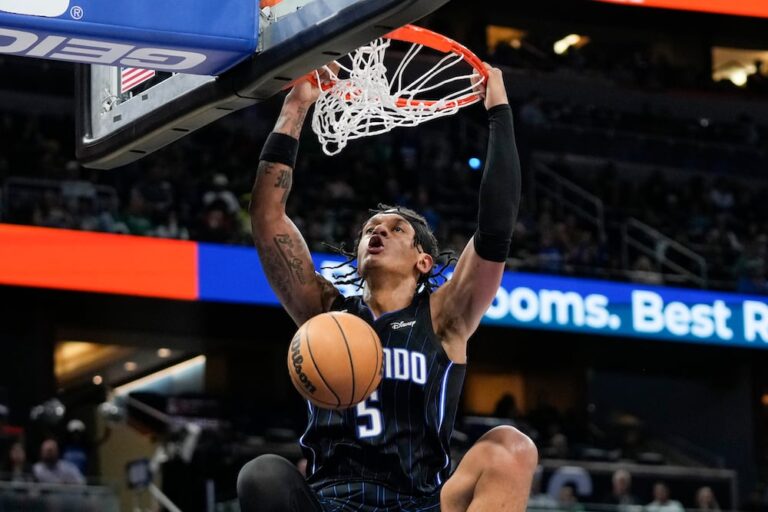 Banchero, Isaac shine as Magic end Boston win streak