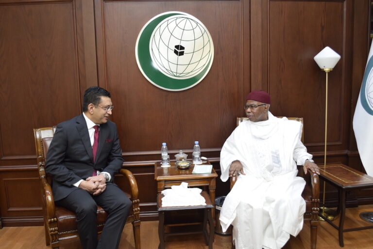 Crisis-hit Sri Lanka seeks support, investment from OIC countries