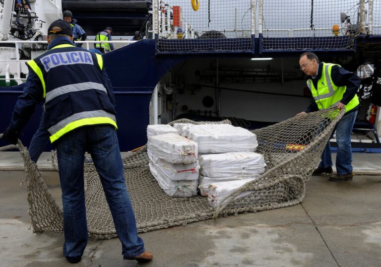 Spanish police seize 4.5 tons of cocaine off Canaries