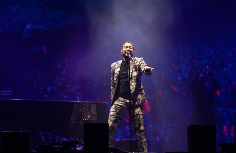 US singer John Legend closes out Diriyah E-Prix 2023 with a bang