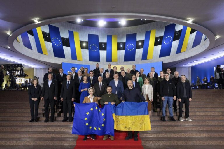 EU officials hold Kyiv talks in show of support for Ukraine