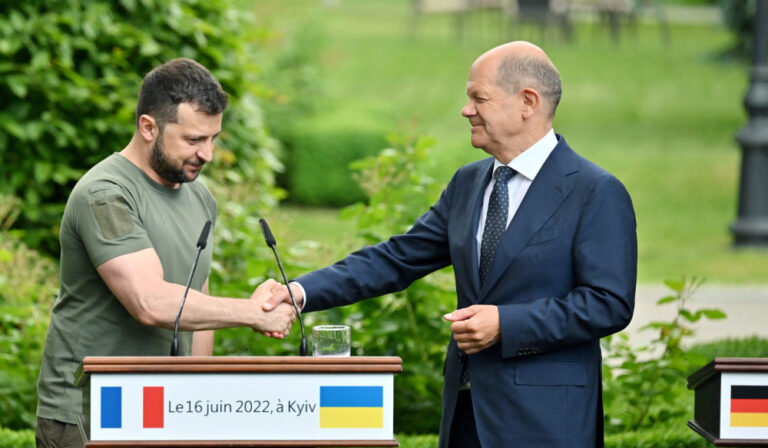 ‘Consensus’ with Zelensky that Western arms do not hit Russia: Scholz