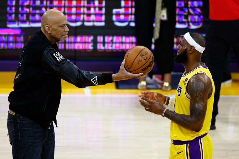 LeBron James breaks Kareem’s NBA all-time points-scoring record