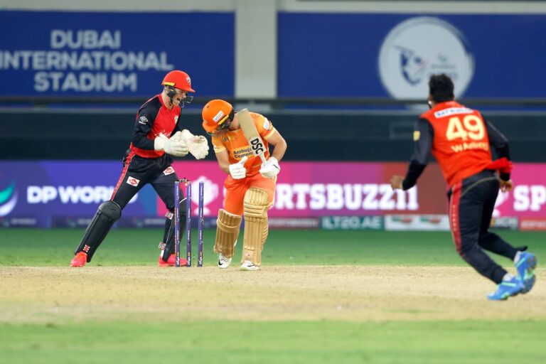 The Desert Vipers beat the Gulf Giants to reach the DP World ILT20 final