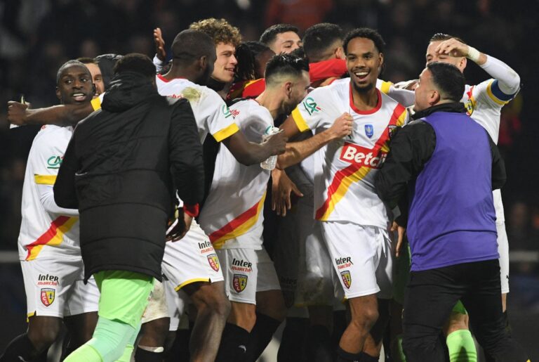 Lens beat Lorient in shootout to reach French Cup quarterfinals