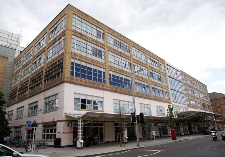 Social media reacts to removal of artwork by Palestinian children from London hospital