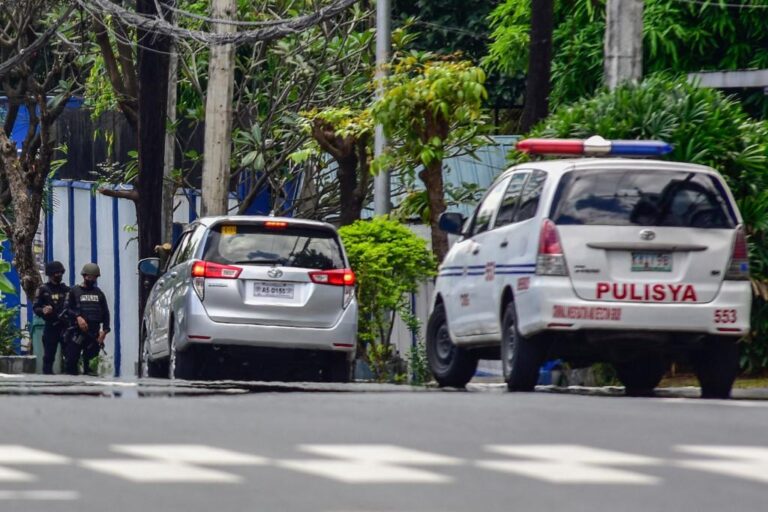 Governor, five others shot dead in latest attack on Philippine politicians