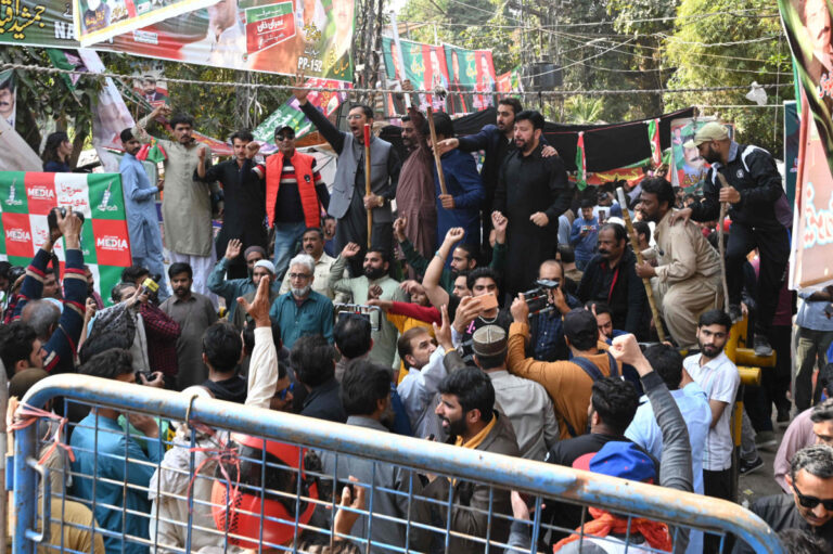 Pakistani police serve arrest warrants to former PM Imran Khan