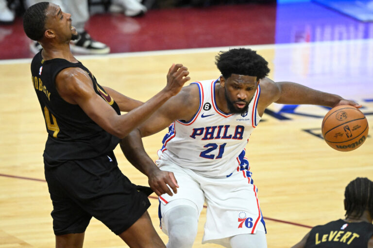 Embiid gives 76ers sixth straight win with 118-109 triumph in Cleveland