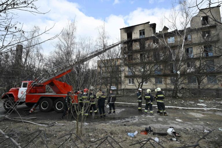 At least nine dead in Russian air strikes on two Ukrainian cities