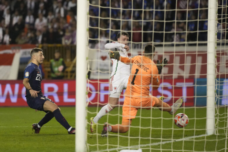 Broadhead to the rescue as Wales draw Euro 2024 qualifier with Croatia