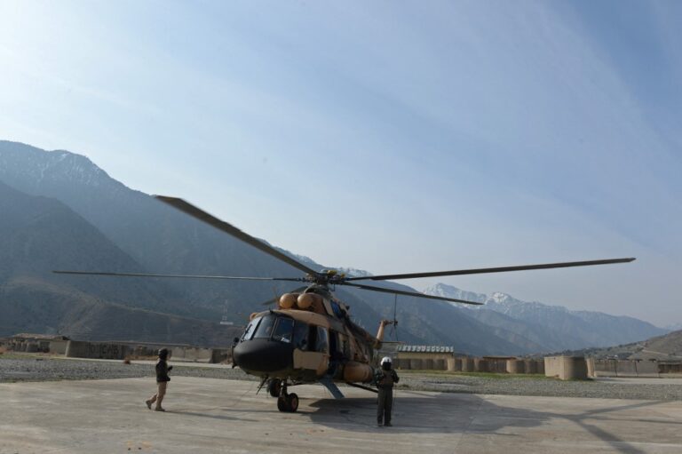 UK threatens Afghan pilot with deportation to Rwanda