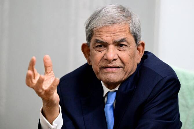 Bangladesh elects ruling party veteran Alamgir as president
